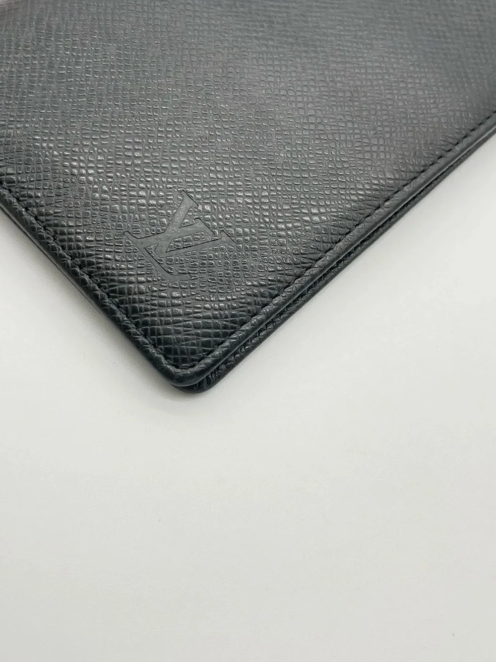 Louis Vuitton key features